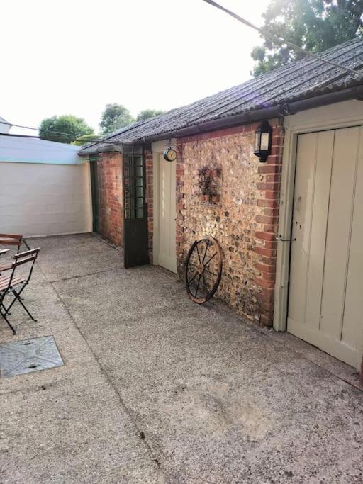 Cosy Cottage With Vineyard View Near Goodwood Chichester Eksteriør bilde