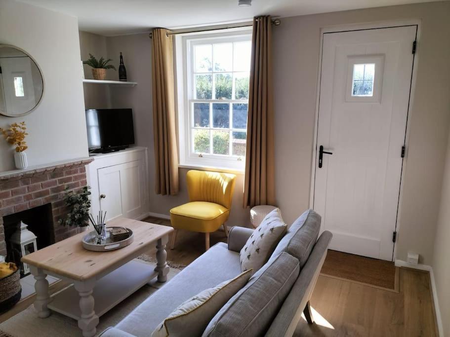 Cosy Cottage With Vineyard View Near Goodwood Chichester Eksteriør bilde